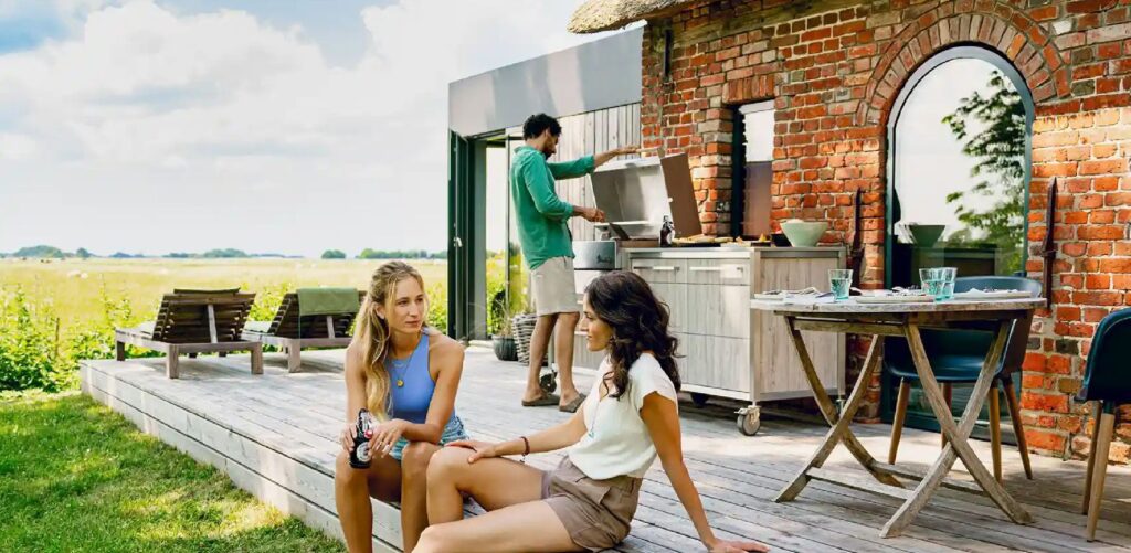 BURN Outdoorküche auf der Terrasse