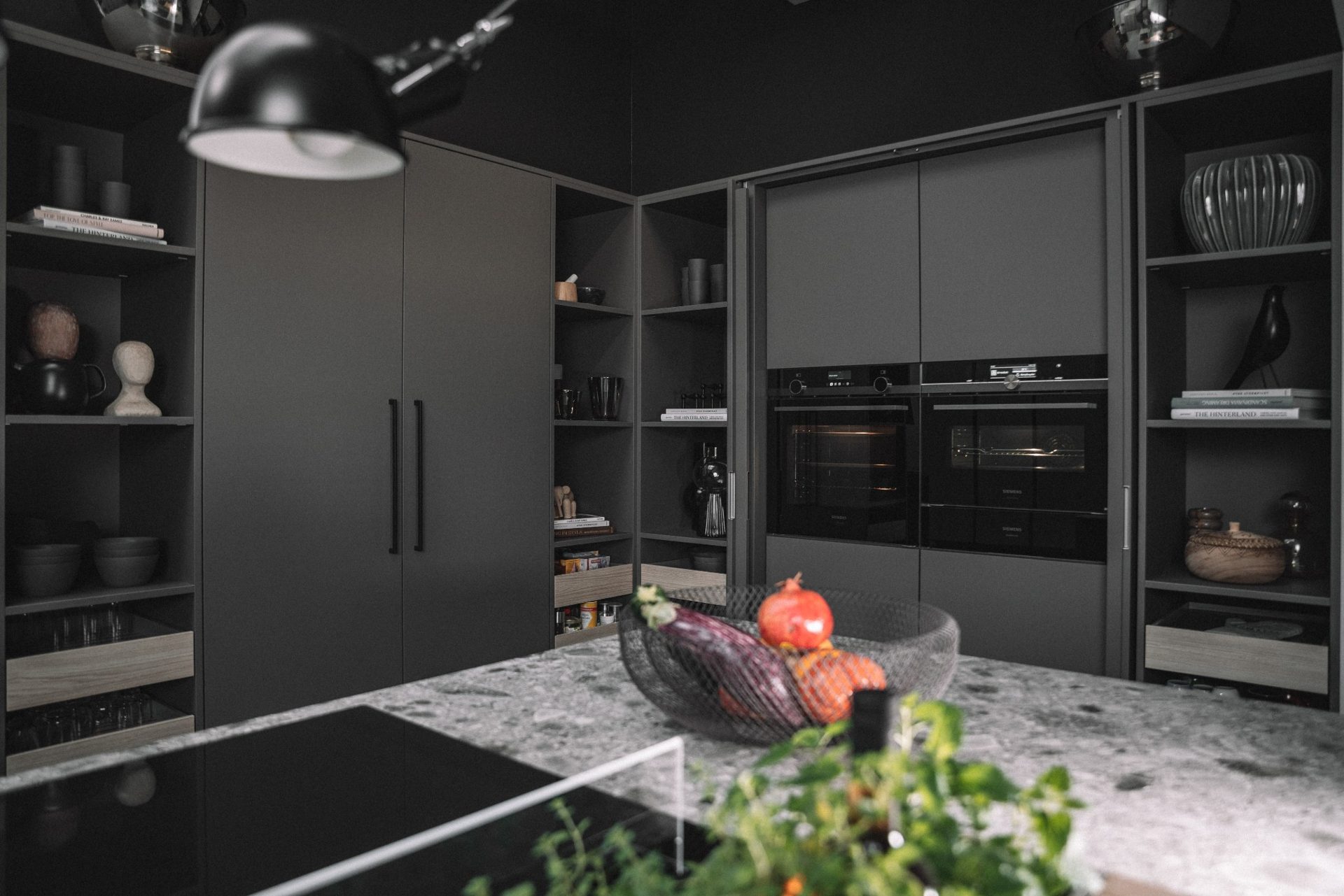 SieMatic Studio Leipzig – Ausstellung in Graphit